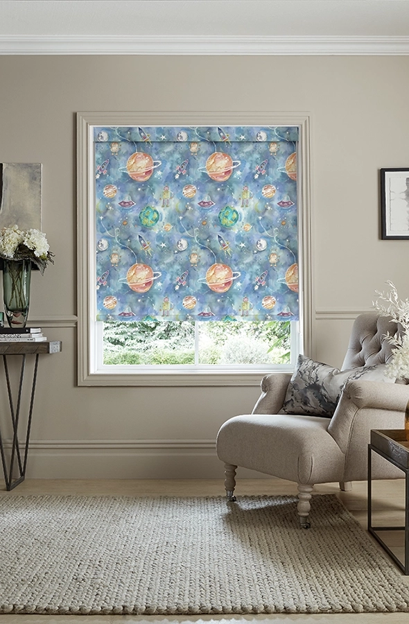 Room with space design blue roller blind form Voyage Maison
