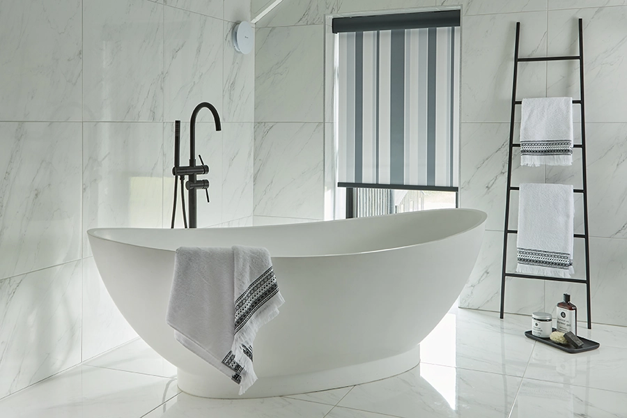 Bathroom with grey stripe roller blind from illumin8
