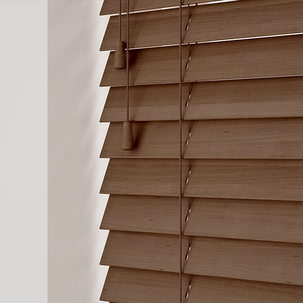 Close up on wooden benerian blind from illumin8